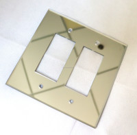 Plaques de commutateur et caches de prise en verre simple |   5,25 pouces x 5,25 pouces |   Interrupteur Lumineux de Qualité pour Toutes les Configurations Autres Outils Manuels