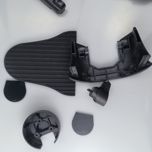 Parti di Ricambio Personalizzate per Monopattini Elettrici in Materiale PC ABS Gomma Accessori di Alta Precisione su Misura per Tutti i Modelli di Monopattino - Product Image 1