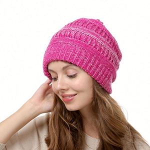Label Customized Winter Thick Solid Skiing <b>Beanies</b> Warm Soft Stretch Cable Knit Women Skully <b>Beanie</b> <b>Hats</b> - Product Image 3