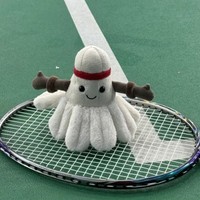 PLAYPOP Version Haute Figurine en Peluche de Badminton Amusante Série Athlétique Créative Breloque Souple pour Sac Jouet Souvenir de Compétition