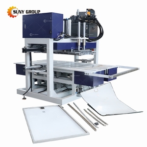 Machine de démontage <span class=keywords><strong>automatique</strong></span> orientée recyclage pour <span class=keywords><strong>panneau</strong></span> <span class=keywords><strong>solaire</strong></span> Cadre en aluminium Machine de démontage - Product Image 4