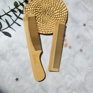 Peigne en bois de bambou à dents larges Portable pour la maison à la mode <span class=keywords><strong>poux</strong></span> cuir chevelu Massage outil de coiffure usine Offre Spéciale coiffure - Product Image 3