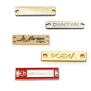 Etiquette carré<span class=keywords><strong>e</strong></span> avec logo personnalisé, lettres gravées, couture à la main, marque, vêtement, étiquette en métal pour sac à main - Product Image 6