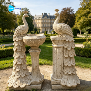 Escultura de Pavo Real de Mármol Natural de Lujo para Jardín con Pedestal Decorativo y Otros Elementos Decorativos de Mármol Natural de Lujo - Product Image 6