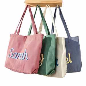 Sac fourre-tout personnalisé en velours côtelé avec nom/lettres, sac de voyage personnalisé, sac à bandoulière, cadeau pour demoiselle d'honneur, fête des mères - Product Image 1