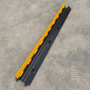 ตัวป้องกันสายเคเบิลยางแบบหนาพิเศษ 1 ช่องสำหรับป้องกันสายไฟ - Product Image 2