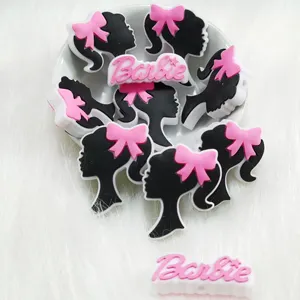 Nouveau design Barbie poupée forme bébé molaire pendentifs bricolage sucette chaîne fabrication de bijoux Silicone Micro perles pour stylos