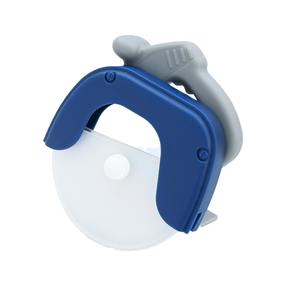 Cortador de pizza de acero inoxidable con rueda única y mango antideslizante para cortar pizza de masa fina, herramienta en colores azul y rojo. - Product Image 3