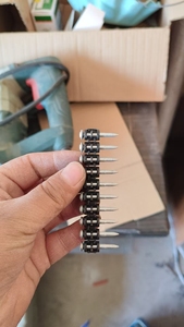 Clavos para Armazón Galvanizados BX3, Puntas de Acero con Cuerpo Liso, Tira de Plástico, Embalaje en Cartón, Premium, Negros, 3mm - Product Image 3