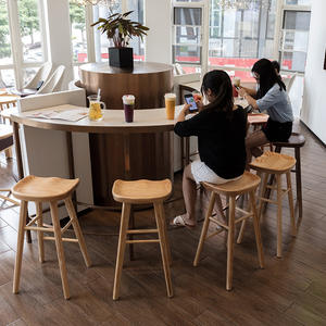 Chaise <span class=keywords><strong>de</strong></span> <span class=keywords><strong>Bar</strong></span> Moderne Simple en Bois Massif <span class=keywords><strong>Tabouret</strong></span> Haut pour Ménage Spécial Restaurant Réception Salon Salle à Manger Hôtel - Product Image 6