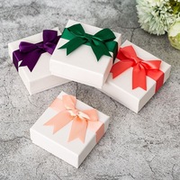 Boîte à bijoux en papier avec nœud papillon, emballage cadeau blanc en carton pour collier en forme de cercle
