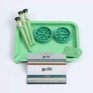 Fabrik individuelles Raucherzubehör biologisch abbaubarer Tabakmühle Zigarette Papier Kunststoff Pfeife Rolling Tray-Set