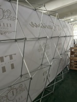Cabine d'affichage Pop portable personnalisée de 10 pieds pliable publicité salon d'exposition bannière murale toile de fond en tissu pour les promotions