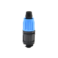 Connecteur de raccordement pour système d'irrigation goutte à goutte, coudé et verrouillable, pour tuyau plat PE/PVC et tuyau PE