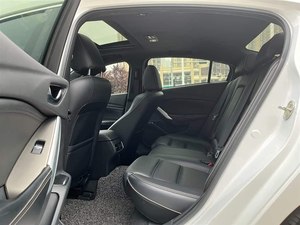 <span class=keywords><strong>Mazda</strong></span> <span class=keywords><strong>6</strong></span> Atenza Sedán <span class=keywords><strong>2.0</strong></span> Automático 2017 Usado, Bajo Kilometraje, Un Solo Dueño, Título Limpio, Skyactiv G, Bien Mantenido, Volante a la Izquierda - Product Image 5