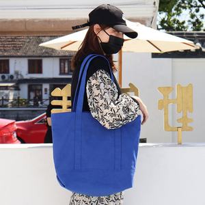 <span class=keywords><strong>Sac</strong></span> <span class=keywords><strong>De</strong></span> Lona personnalisé imprimé logo toile tissu <span class=keywords><strong>cours</strong></span> <span class=keywords><strong>sac</strong></span> cadeau <span class=keywords><strong>sac</strong></span> fourre-tout réutilisable épicerie coton toile sacs fourre-tout - Product Image 2