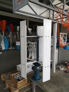 Máy phát điện tua-bin gió thẳng đứng 10kw, điện áp đầu ra 220v, công suất 300w, công suất định mức 2000w & 5000w - Product Image 2