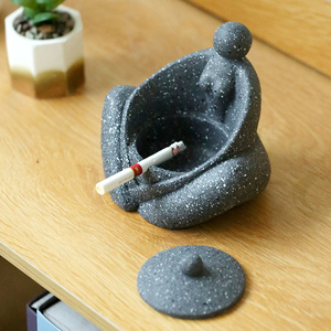 Cenicero de Cemento con Forma de Mujer Embarazada, Creativo y Bonito, con Tapa, Diseño Sexy sin Humo para Uso en Exteriores - Product Image 5