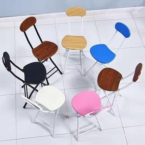 Tabouret de jardin pliable moderne en métal avec siège rembourré doux, imperméable, écologique, durable, chaise pliante d'extérieur pour une utilisation en cuisine - Product Image 1