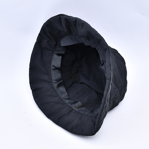 Chapeau de pêche en forme de seau avec logo personnalisé, chapeaux de pêche imperméables, chapeau de pêche en forme de seau matelassé chaud pour l'hiver, vente en gros - Product Image 3