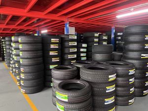 215/45R16 pour <span class=keywords><strong>Audi</strong></span> <span class=keywords><strong>A1</strong></span> <span class=keywords><strong>Pneus</strong></span> de haute qualité Autres <span class=keywords><strong>pneus</strong></span> - Product Image 4