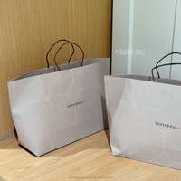 Sac de shopping personnalisé en papier d'art durable de luxe avec poignée torsadée, sac de transport pour boutique, pour vêtements, chaussures, cadeaux, emballage de vente au détail