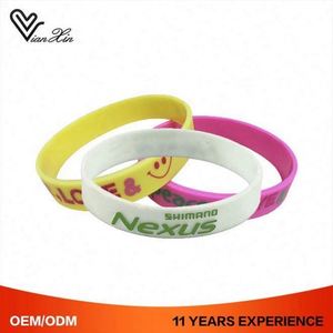 Bracelet d'identification personnalisé en silicone pour enfant, alerte allergie, anti-perte, avec breloque - Product Image 2