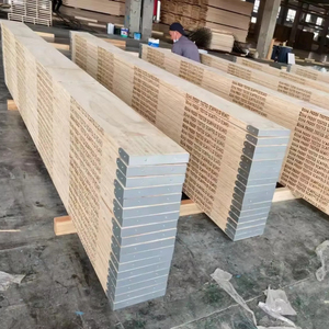 Planche d'échafaudage laminée en bois massif directement en usine planche de bois d'échafaudage LVL en pin pour la <span class=keywords><strong>construction</strong></span> ou l'emballage - Product Image 1