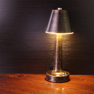 Lampe de bureau LED moderne nordique Avize Interrupteur tactile Masa Lambasi Mood Chambre à coucher Lustre en cristal pour la décoration du salon - Product Image 4