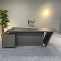 Bureau de direction moderne en bois, mobilier de bureau, bureau administratif, bureau du PDG