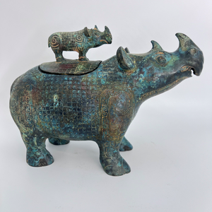 Xiaochen Yu alla fine della dinastia Shang artefatto in bronzo rinoceronte Zun metallo prezioso artigianale forma ricca di dettagli - Product Image 3