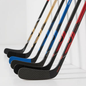 YUEKE Palo de Hockey sobre Hielo de Fibra de Carbono 18K con Empuñadura Antideslizante, Flex 70, Curva P92, Modelo YUEKE-FC 380g - Product Image 1