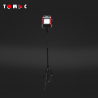 TOMAC Professional 35W 4000Lm Lampe de travail LED compatible avec plusieurs batteries pour Makita DeWalt Milwaukee Bosch Metabo Stanley Battery