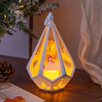 Lanterne de Noël portable lumineuse, décoration de style européen, arrangement de bureau en plastique et ornement suspendu