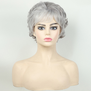 Vente en gros d'usine perruques pour femmes bonne qualité court Ombre gris blanc Pixie <span class=keywords><strong>coupe</strong></span> naturelle droite avec <span class=keywords><strong>frange</strong></span> perruques synthétiques pour femmes - Product Image 1