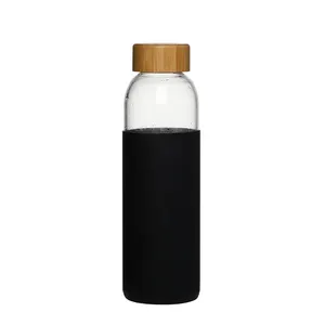 Botellas De Agua Vidrio 500 ml Logo personnalisé Prime Glass Drink Bouteilles d'eau pour boissons avec manchon en silicone