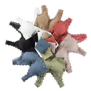 ชุดชั้นในบราไร้โครงรูปตัวยูแบบใหม่ไร้รอยต่อ ดีไซน์เซ็กซี่ คอวี แฟชั่นสำหรับผู้หญิง - Product Image 2