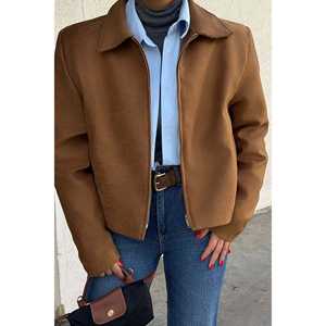 Chaquetas Elegantes para Mujer Benedetto con Diseño a Cuadros Color Tabaco - Product Image 4