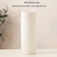 Vase de table en céramique blanc moderne et simple de la marque Bonita, design créatif pour fleurs séchées, idéal pour la décoration intérieure (vente en gros)