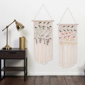 Décoration murale en macramé tressé style bohème avec feuilles, tissé à la main, écologique, avec pompons, pour chambre/salon, mariage, anniversaire - Product Image 6