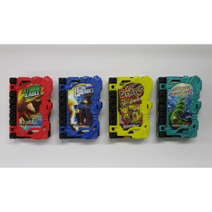 Fabricants de jouets japonais importés d'occasion Kamen Rider Saber Wonder Ride Book Candy Toy - Product Image 1