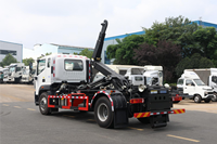 Camion à ordures Foton 4x2 14CBM avec système hydraulique de levage par crochet, bras de ramassage automatique