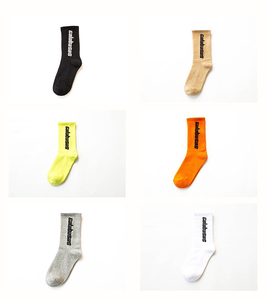 Calzini da Uomo Personalizzati con Logo, Bianchi e <span class=keywords><strong>Arancioni</strong></span>, in Cotone a Costine, Design Sportivo Unisex - Product Image 6