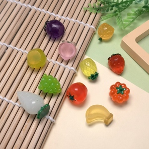100 pièces de figurines miniatures en résine 3D Kawaii, fruits variés, pour décoration, figurines miniatures de fruits et d'aliments, statuette décorative - Product Image 4