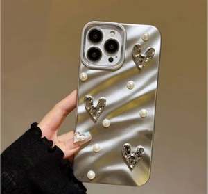 Coque de téléphone en TPU de protection pour iPhone 11, 12, 13, 14 et 15 Pro Max, effet brillant de haute qualité, vague d'eau 3D, perle en forme de cœur - Product Image 3