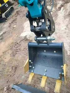 Mini Excavadora de Segunda Mano de 2 Toneladas, Diseño Nuevo, Mini Excavadora Portátil China con Motor, Caja de Cambios y Bomba para Uso Doméstico - Product Image 5