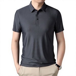 Polo de Manga Corta Negro para Hombre con Diseño de Puntos, Tejido de Poliéster, Corte Casual, Largo Regular, Logotipo Frontal, Estilo Vintage - Product Image 5
