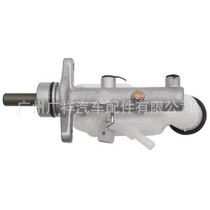 กระบอกเบรกหลัก Tf รุ่น 47201-52330 สำหรับรถยนต์โตโยต้า 1Kr Fe 1Nd Tv 1Nr Fe - Product Image 1