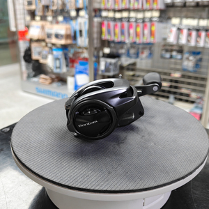 Carrete de Pesca <span class=keywords><strong>Shimano</strong></span> 22 BANTAM de Alto Rendimiento con Sistema INFINITY DRIVE y Bobina MGL para Pesca de Agua Dulce de Uso Rudo - Product Image 4