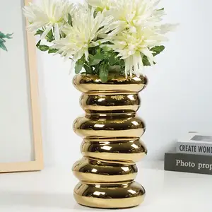 Kustom grosir tidak teratur modern nordic dekorasi rumah hotel ornamen kreatif vas emas vas keramik untuk bunga